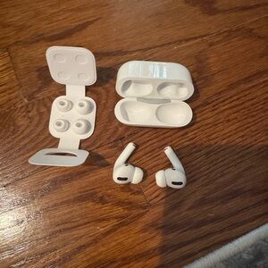 Air pods pro by Apple
